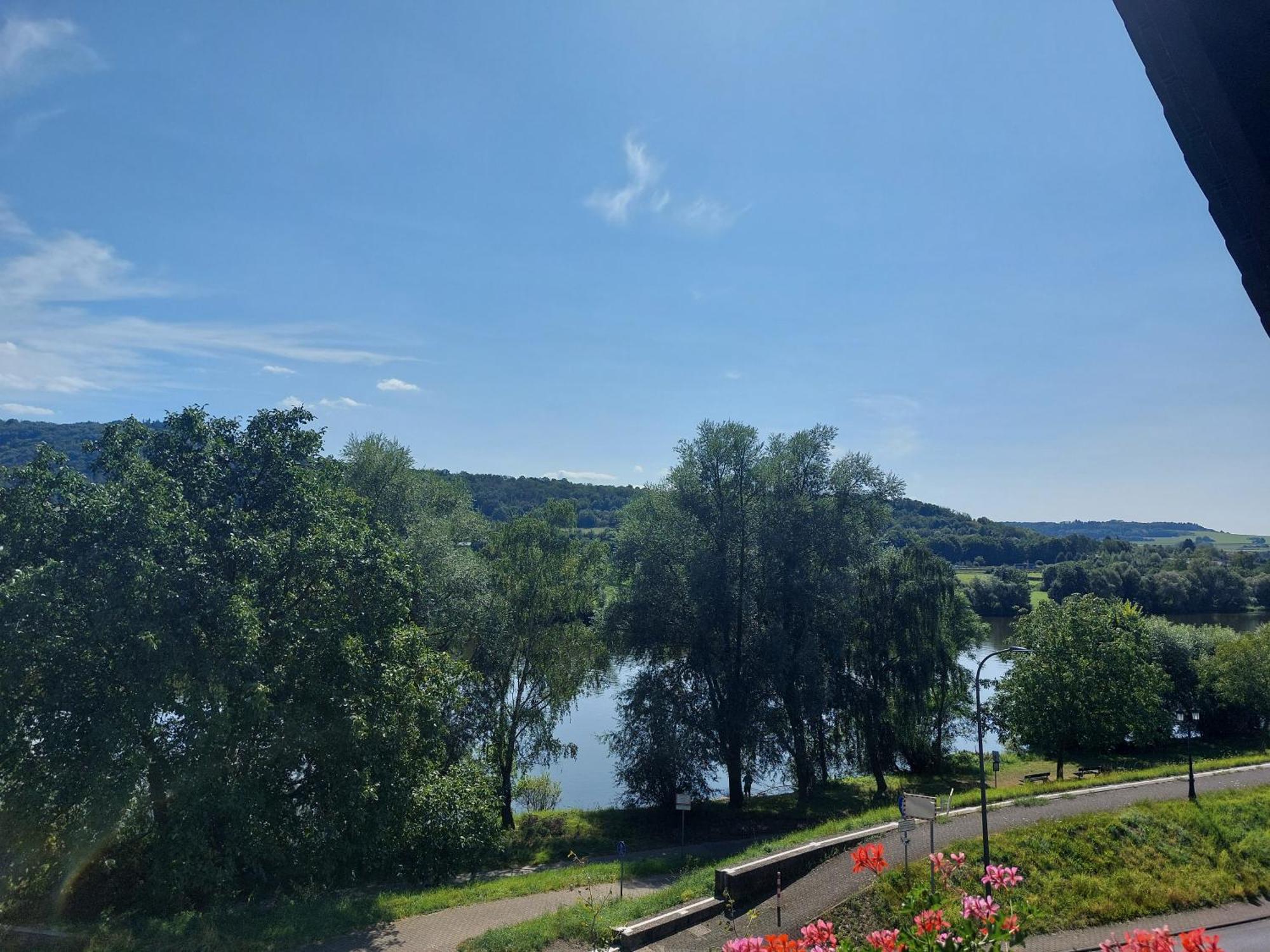 Ferienwohnungen Zum Niederberg ลีเซอร์ ภายนอก รูปภาพ